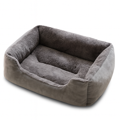 Kuscheliges Plüsch-Katzenbett